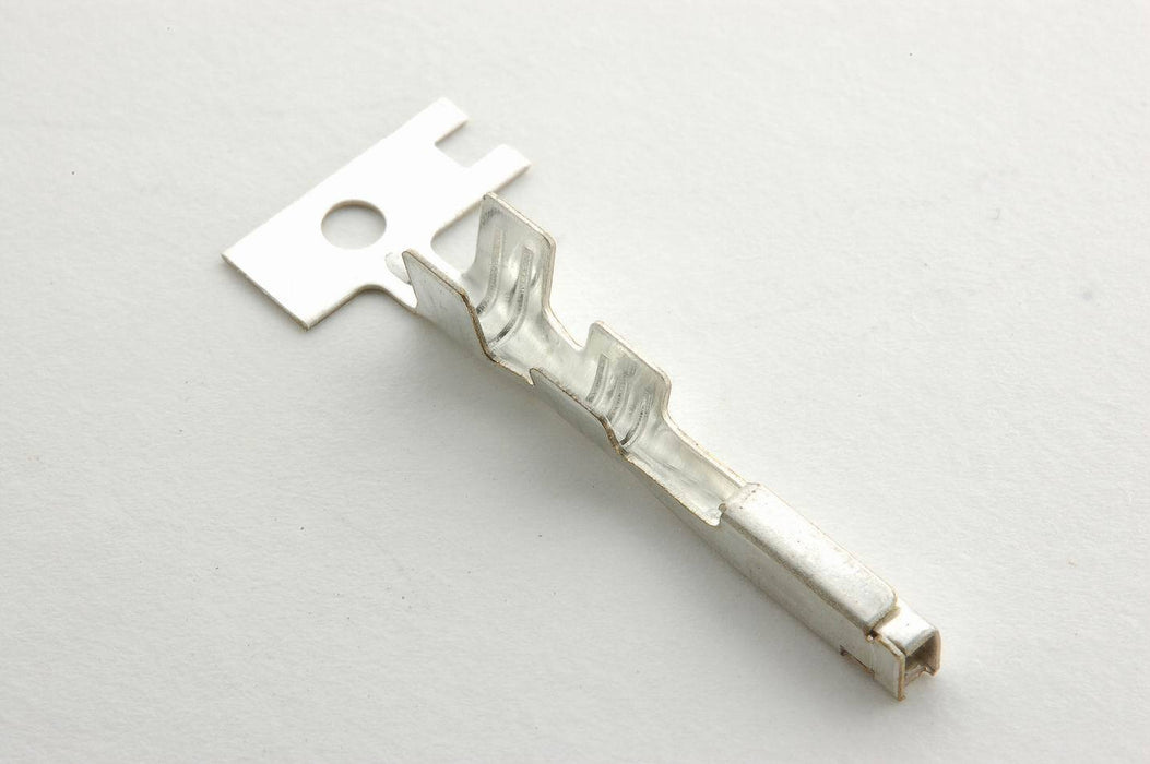 100131 Direct Equivalent to Yazaki 7116-1670-02